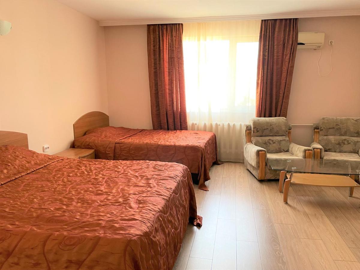 Hotel Central Burgas City Exterior foto